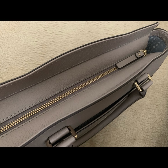 Kate Spade Cross Body Purse Like New - Picture 3 of 5